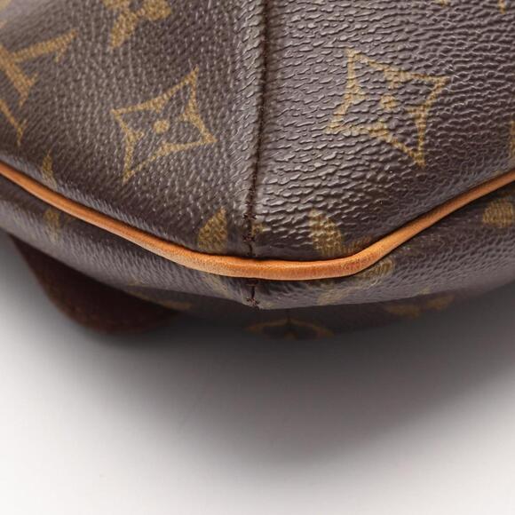 LOUIS VUITTON Brown Monogram Leather Shoulder Bag - Picture 9 of 12